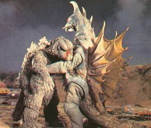 Godzilla get beat up by Gigan pretty bad, but beat worse by a stationary building